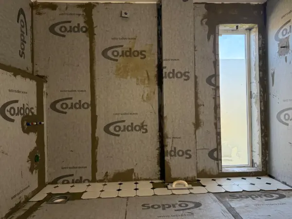 Plattsättning badrum i Söndrum – bild 3