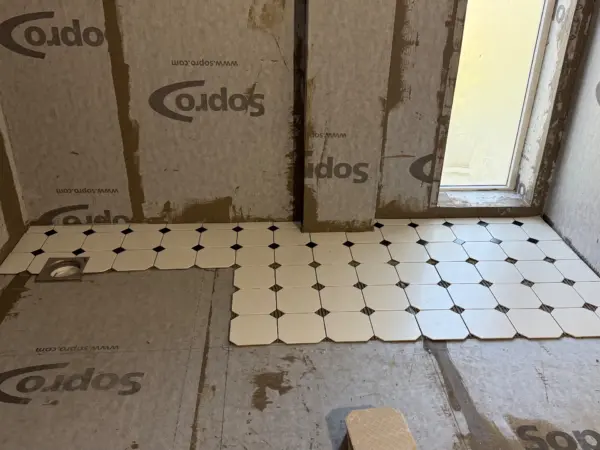 Plattsättning badrum i Söndrum – bild 4